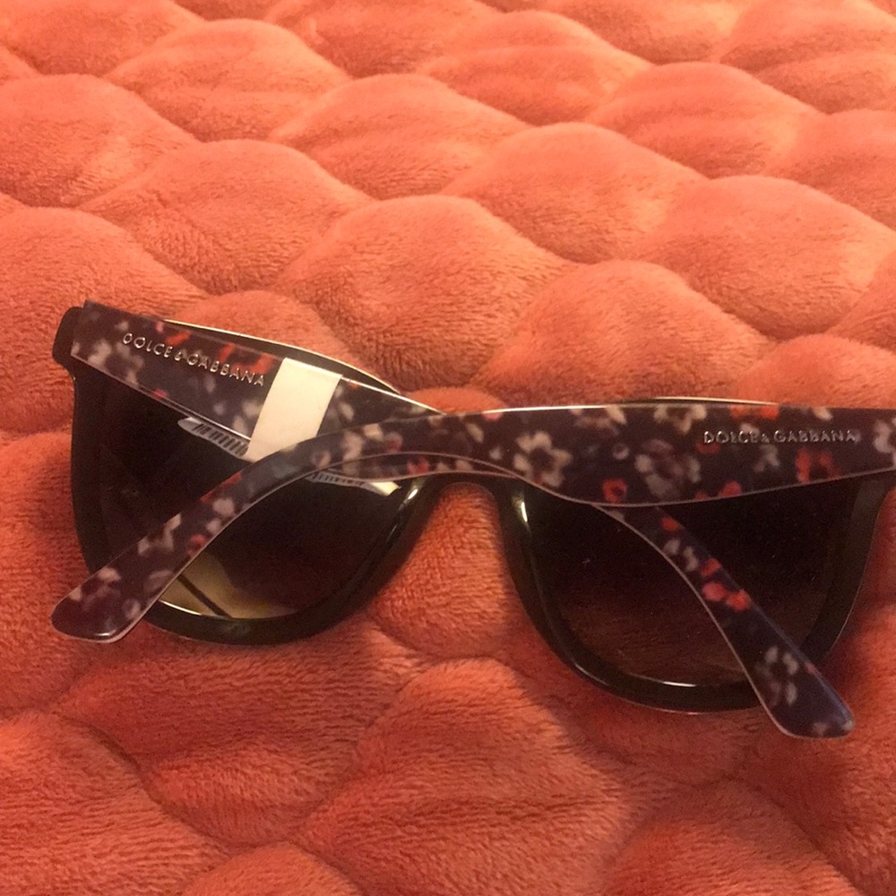 Women sunglasses